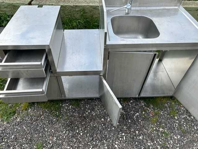 Bancada lava loiça com gavetas