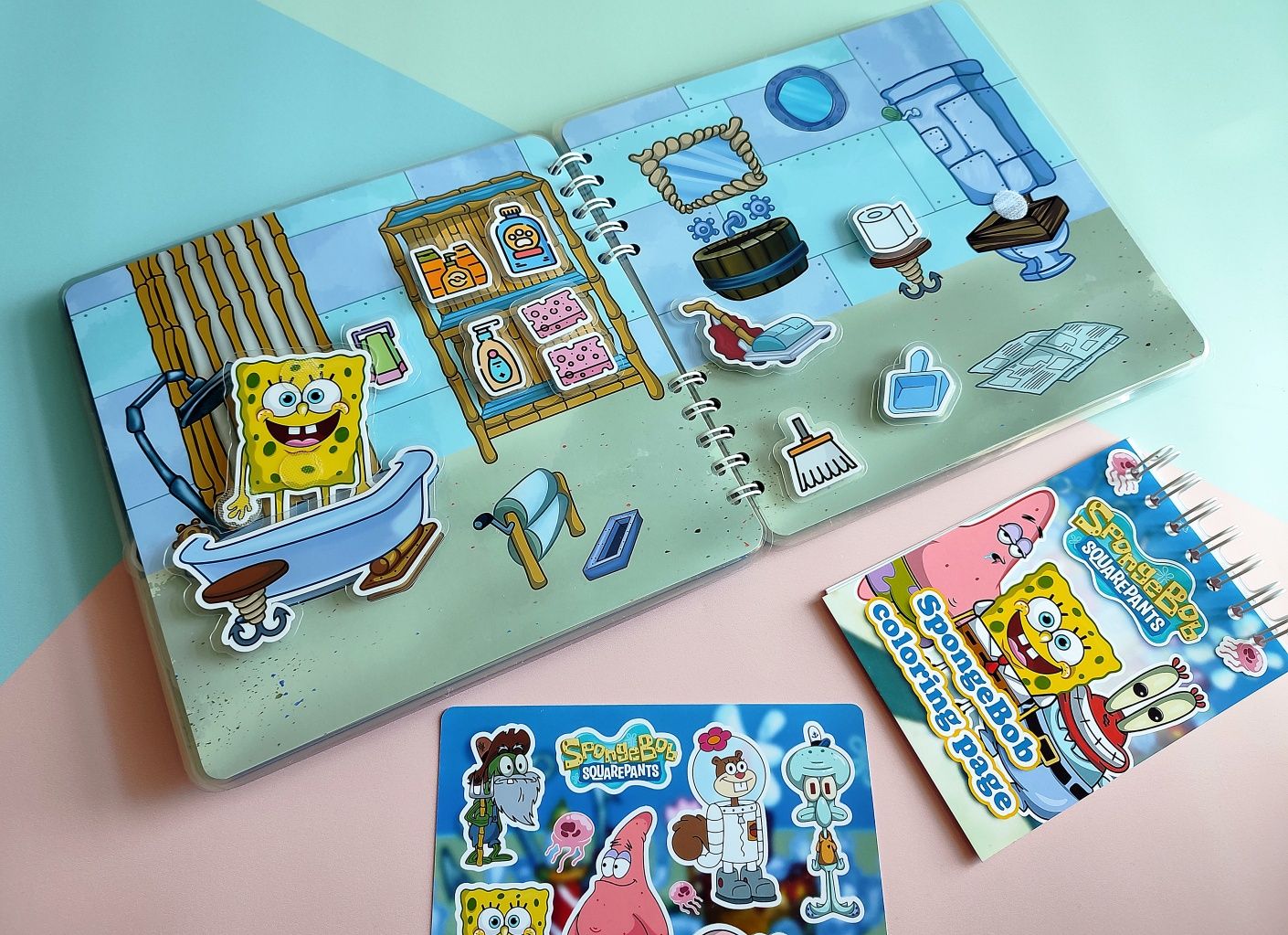 SpongeBob i przyjaciele książeczka z elementami na rzepy