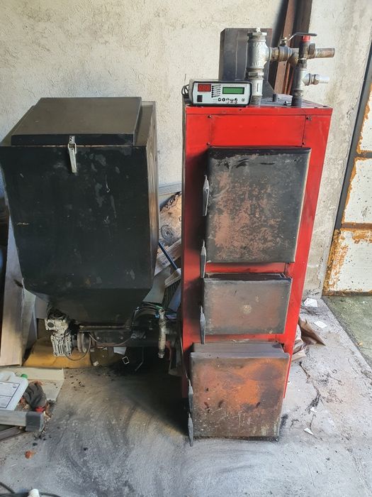 Sprzedam części do  pieca z podajnikiem na ekogroszek 19Kw z Pleszewa.