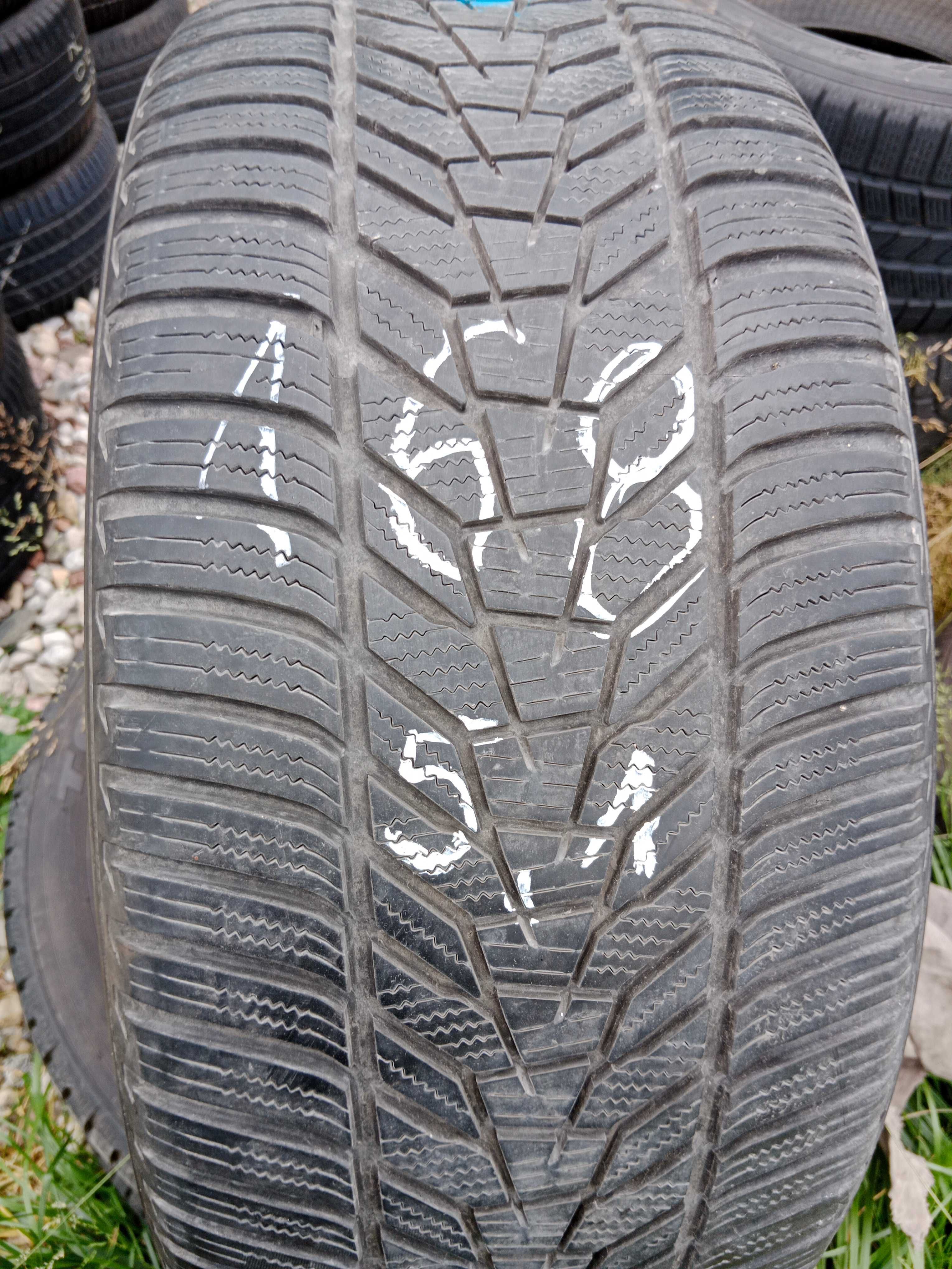 Opona używana 265/50R19 Hankook Winter i*cept evo3 x 1szt.