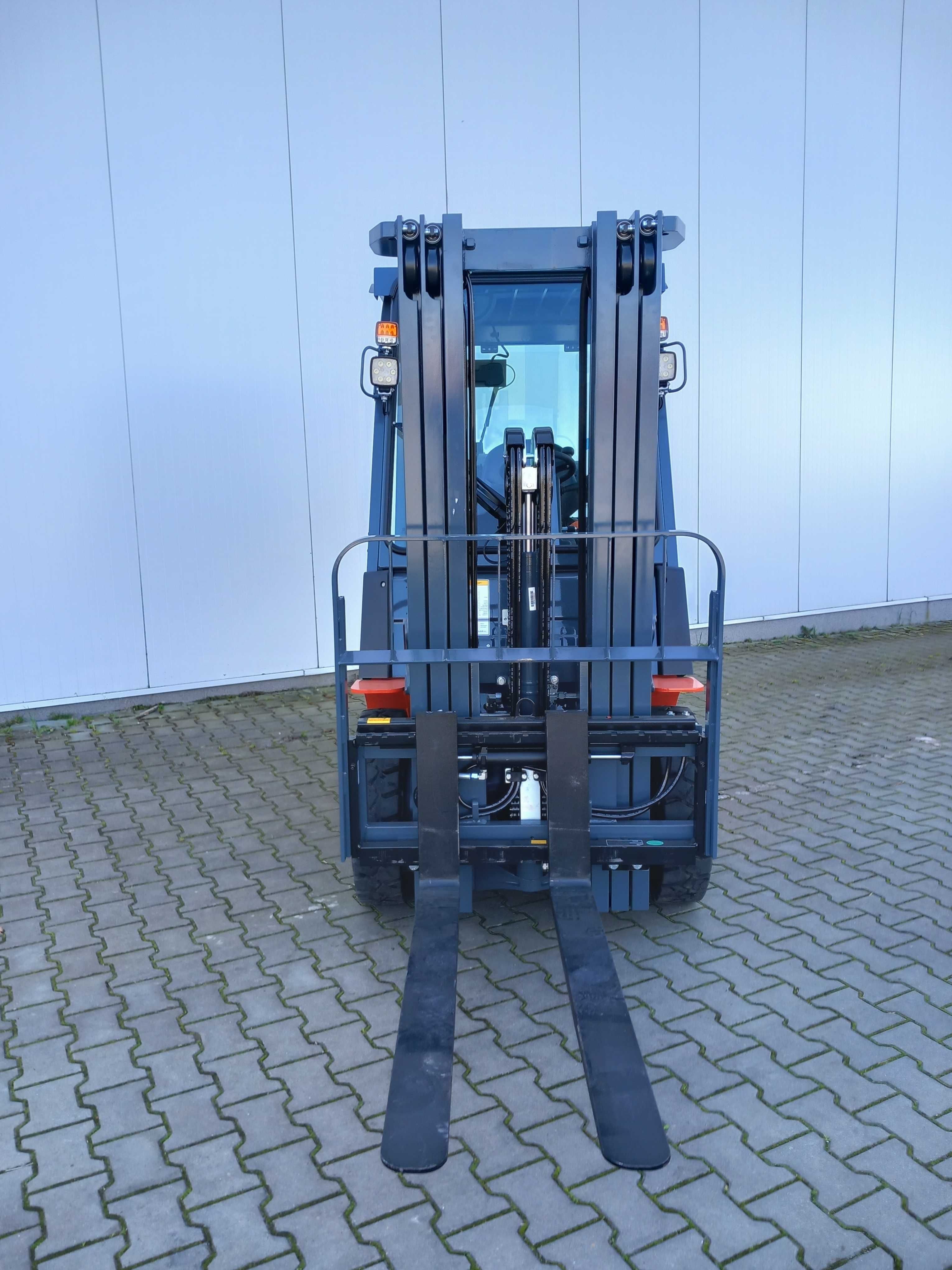 Wózek Widłowy Heli LPG 2,5t Maszt 4,7m Triplex Silnik Kubota *2024-05*