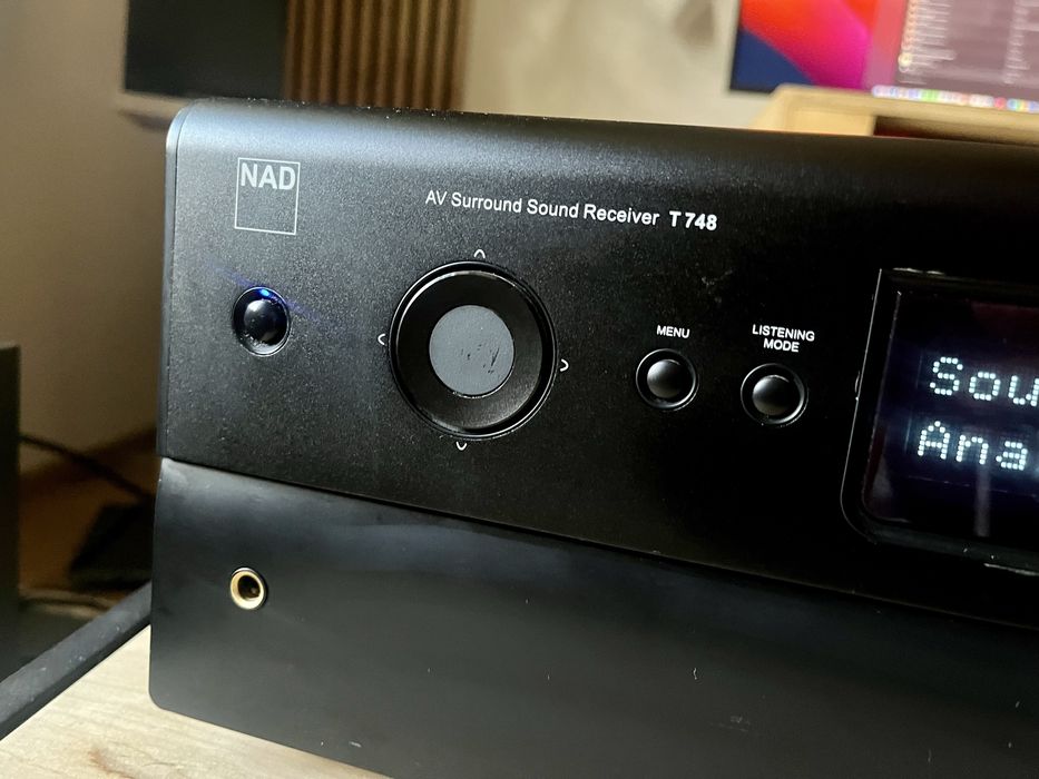 NAD T748 - wysokiej klasy amplituner kina domowego 7.1