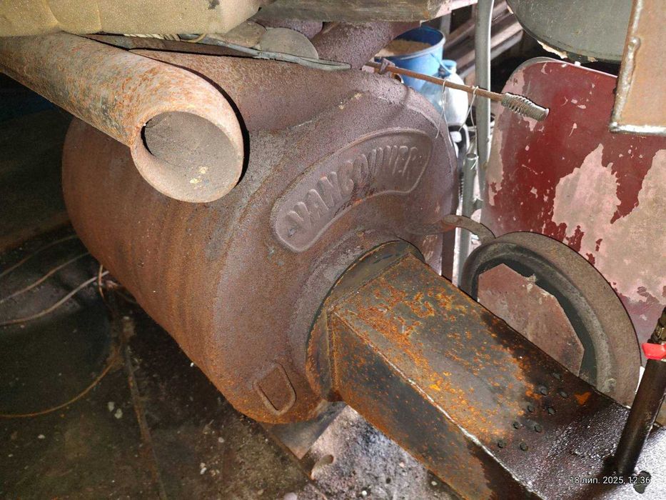 Гараж СТО Техстанція Великих ДВА сусідні Троєщина 11.60х11.40м 132квм