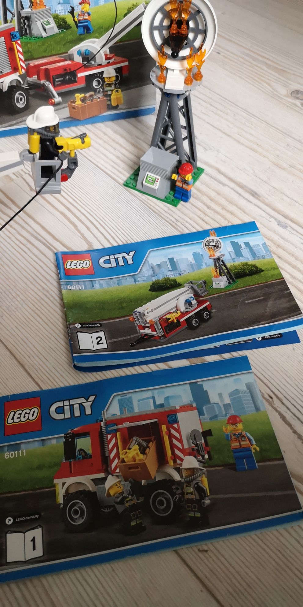 Конструктор LEGO City Пожарный пикап 60111