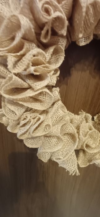 Wieniec na drzwi świąteczny z juty. Boho styl. Średnica ok.40/42 cm.