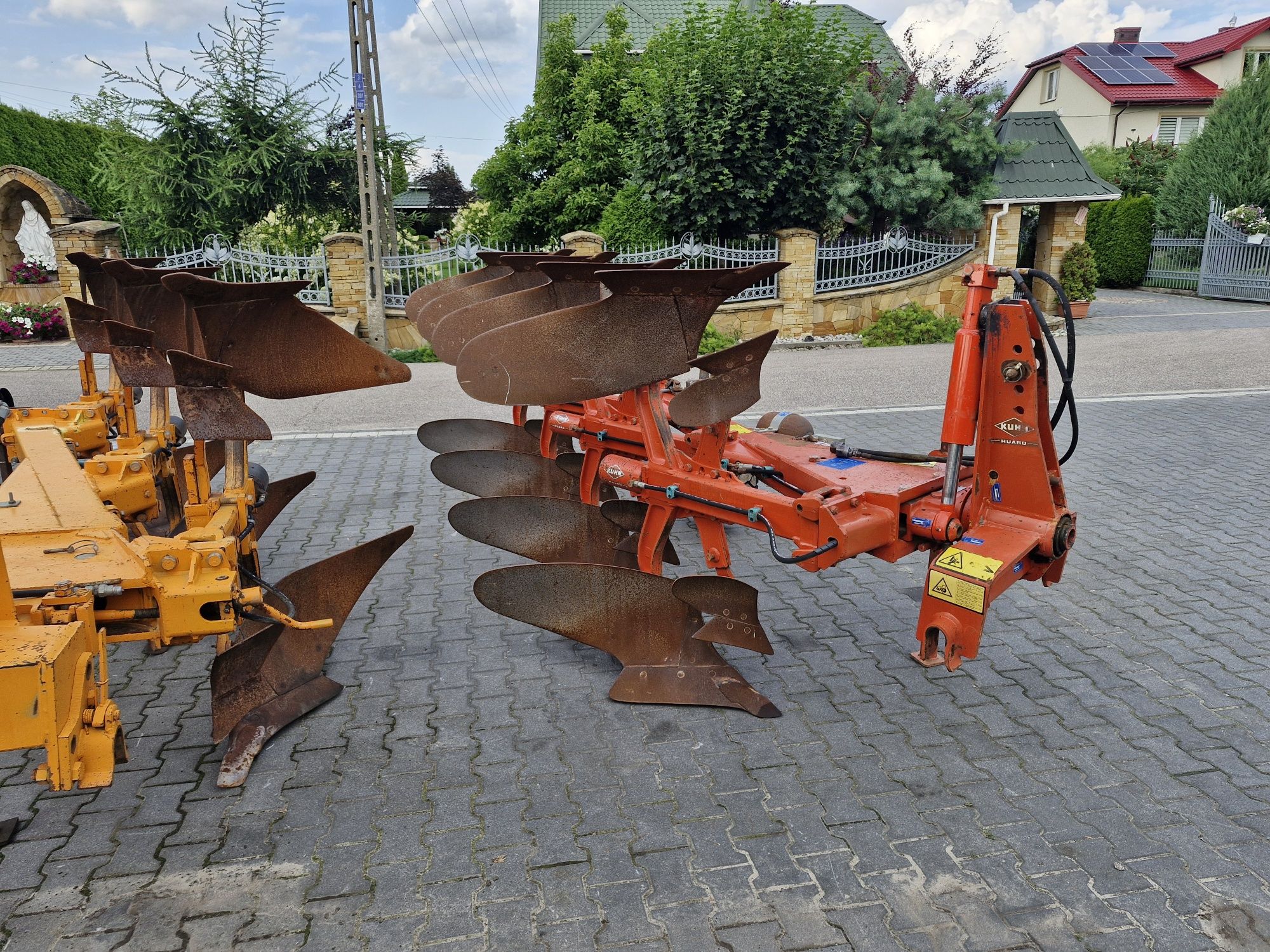 Pług obrotowy 4-skibowy Kuhn Multimaster 100 Huard hydrauliczne zabezp
