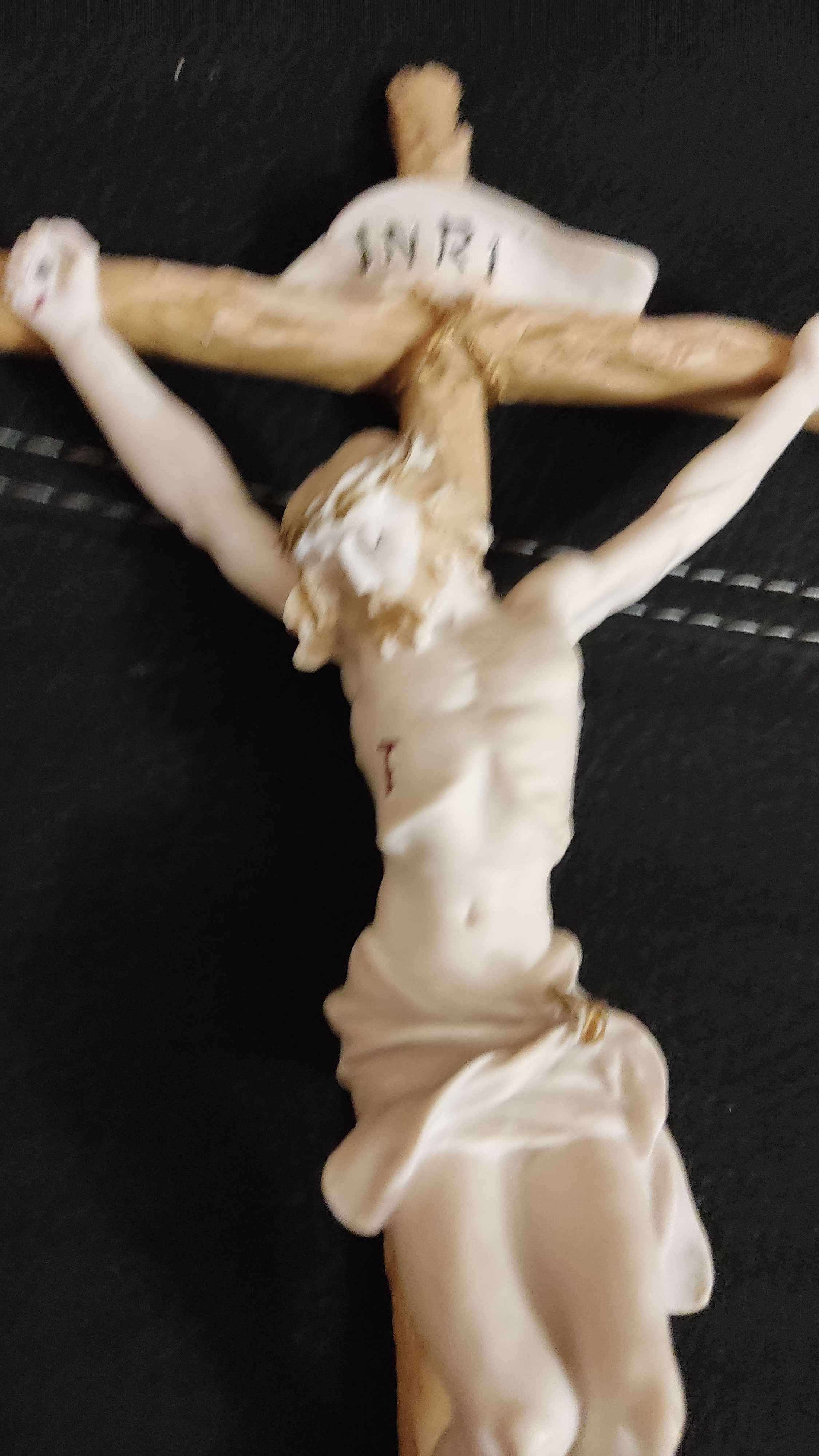 crucifixo em marfinite lindíssimo