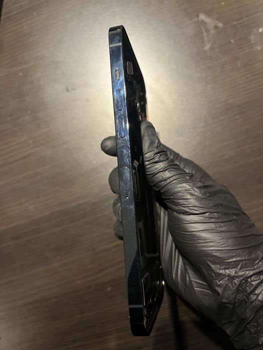 Korpus uzbrojony iPhone 12 Pro Max Pacific Blue demontaż