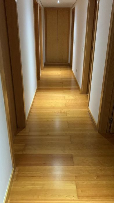 Quarto individual feminino Braco de Prata