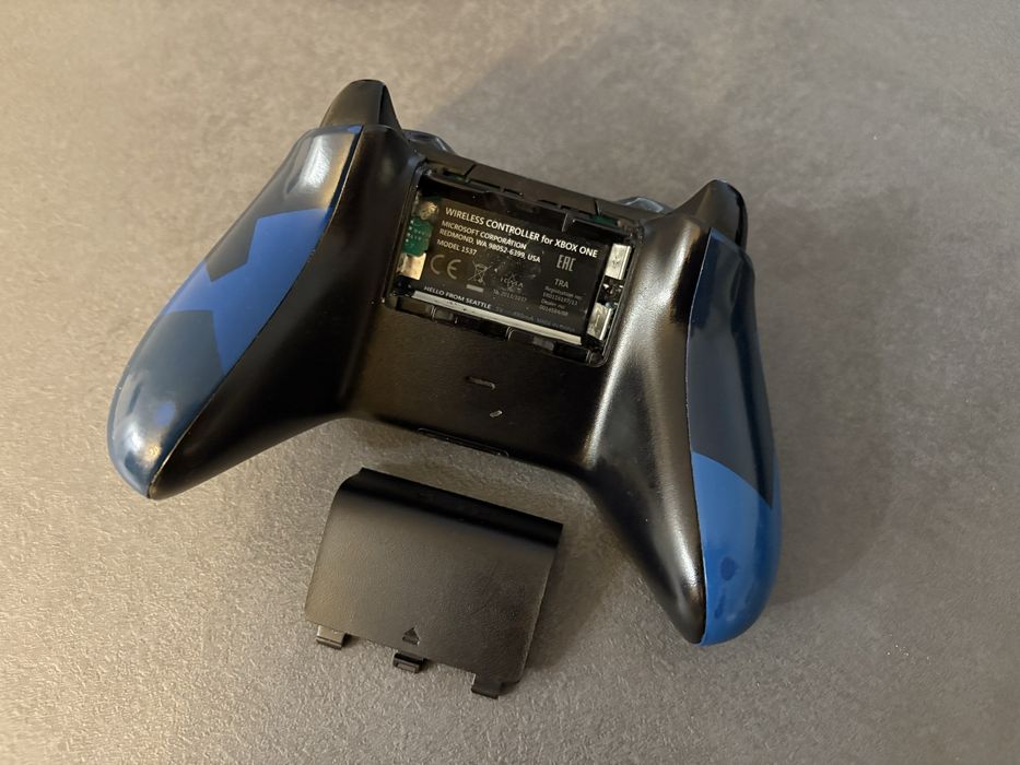 Konsola Xbox One Fat 1TB SSD + limitowany pad + zasilacz jedyny taki