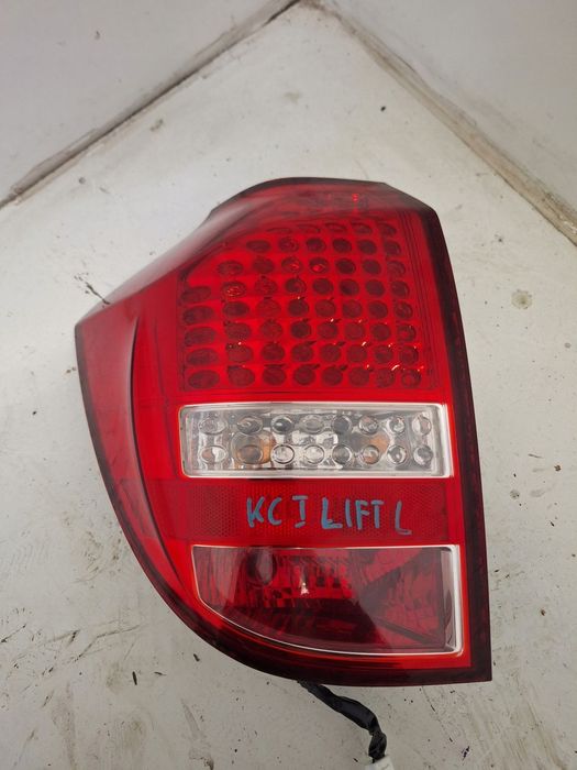 lampa lewa tyl tylna kia ceed i lift 09- kombi sw
