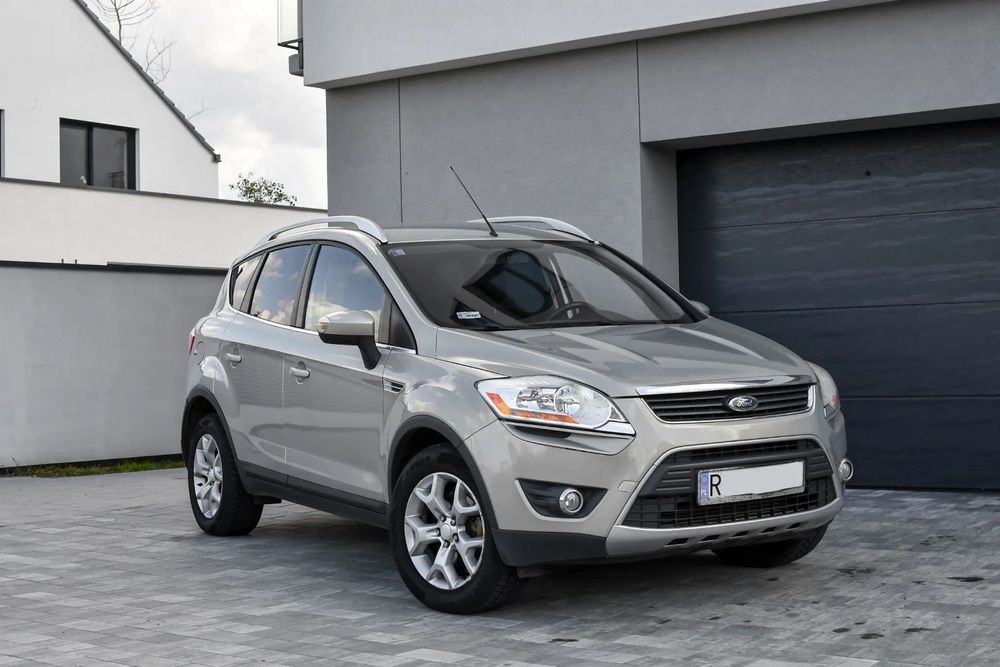 Ford Kuga 2.0 D Titanium LED Czujniki Zadbana RZESZÓW !