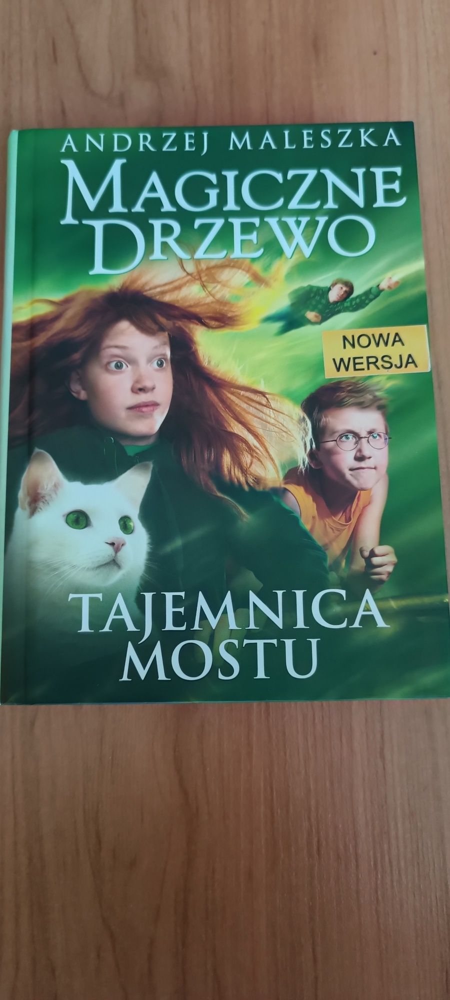 Magiczne drzewo tajemnica mostu