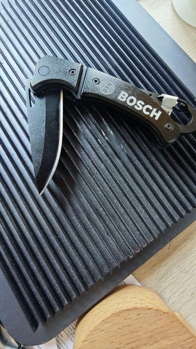 Faca dobrável de alumínio com mosquetão personalizada