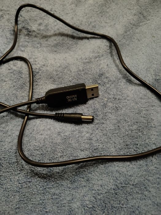 Провод для роутера от павербанка.