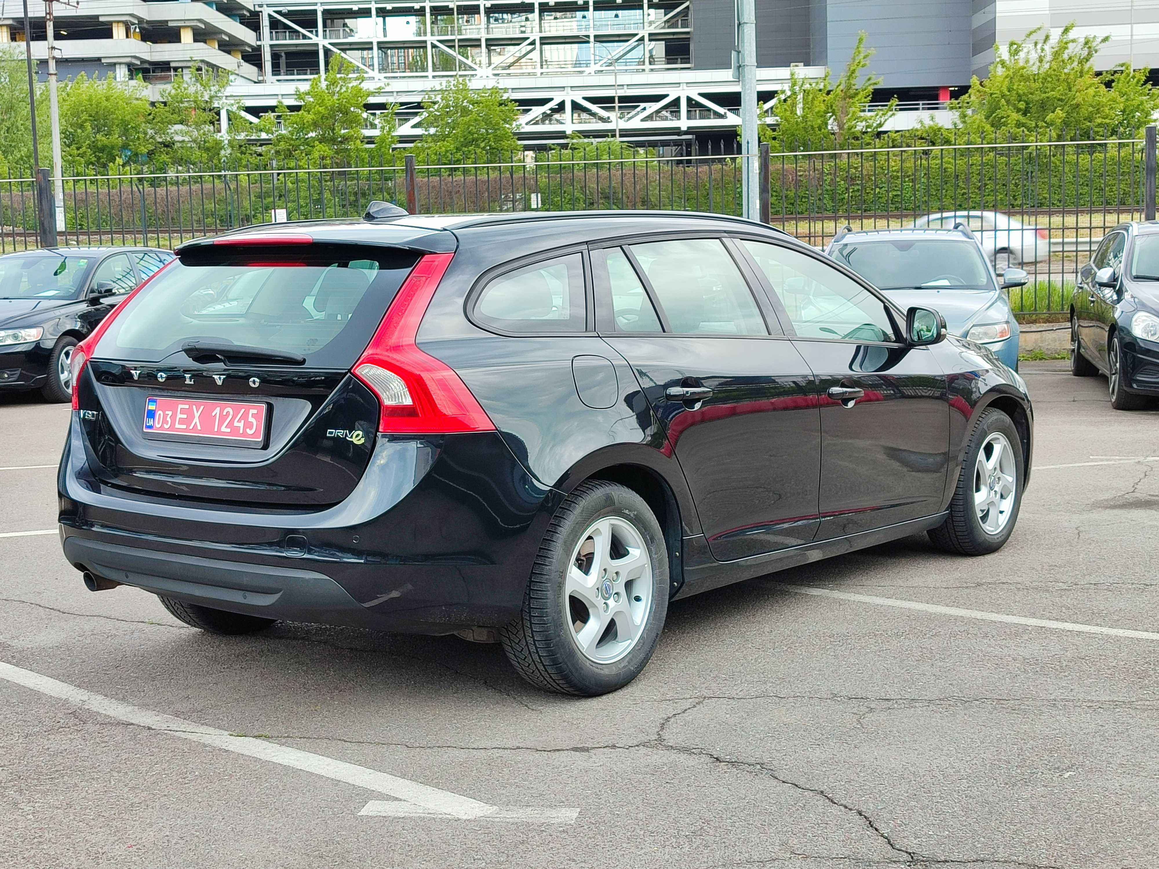 Volvo V60, 2011рік, 1,6л D2 дизель із Швейцарії ВІДЕО