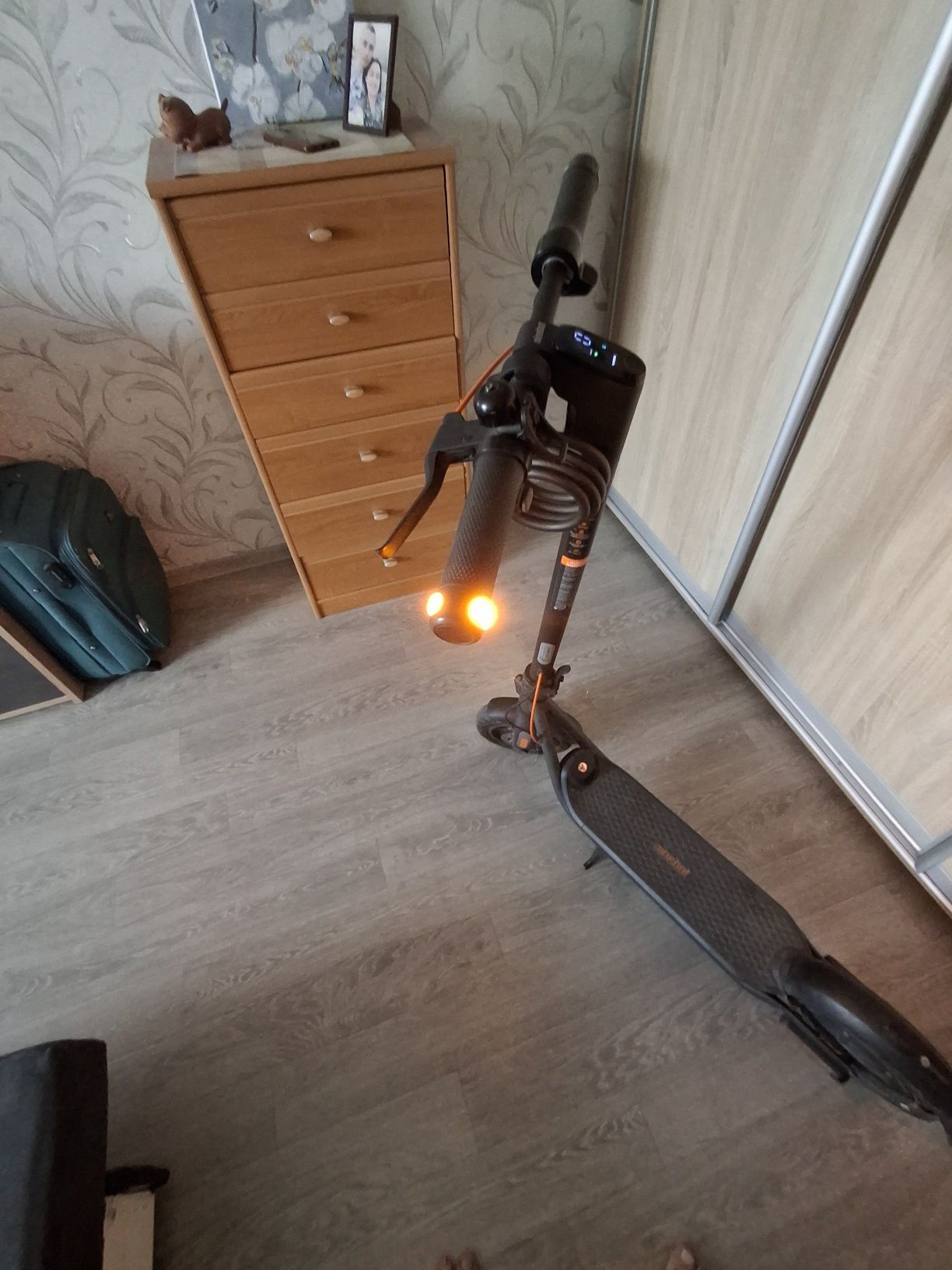 Самокат F 2 plus ninebot