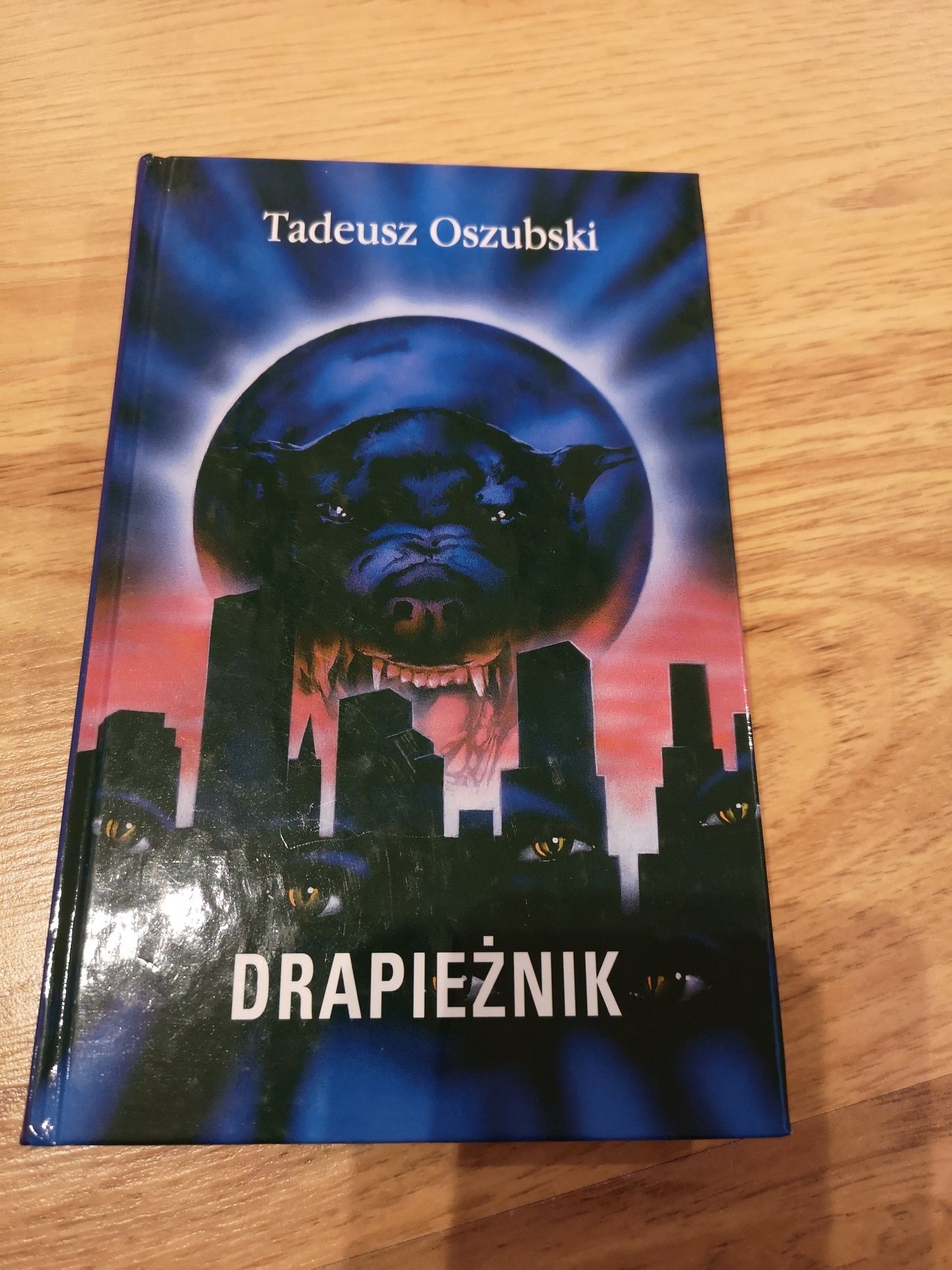 Drapieżnik Tadeusz Oszubski