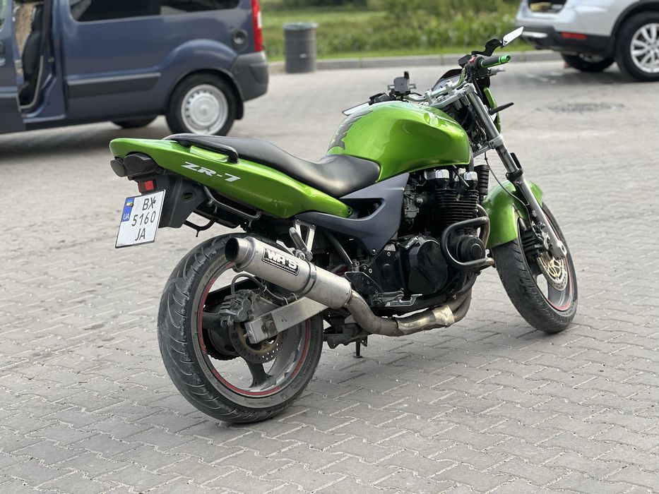 Kawasaki zr7 750 з доками