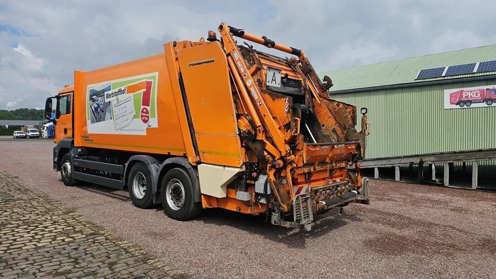 MAN TGS 26.320 EURO 6, FAUN 524 POWERPRESS II brama Kp 7 z DE  Śmieciarka używana do odbiorów odpadow przemysłowych, maly przebieg 26