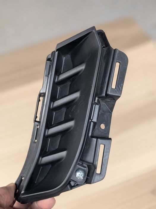 Накладка/заглушка ДХО в бампер Mitsubishi ASX Outlander Sport 18-19 р.