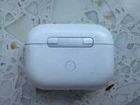 Oryginalne Etui Apple Airpods Pro z Ładowaniem Bezprzewodowym A2190