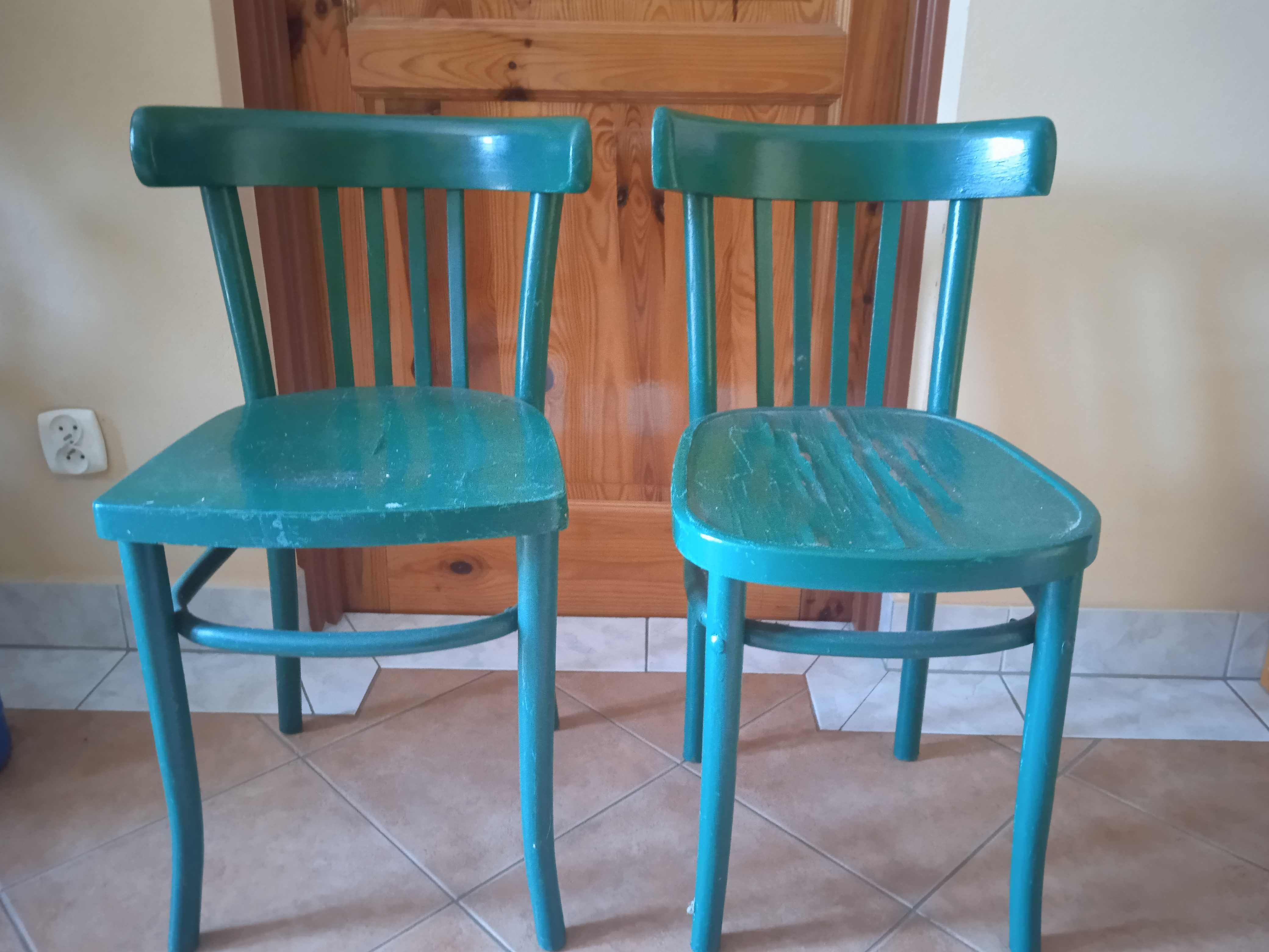 Krzesła drewniane z PRL