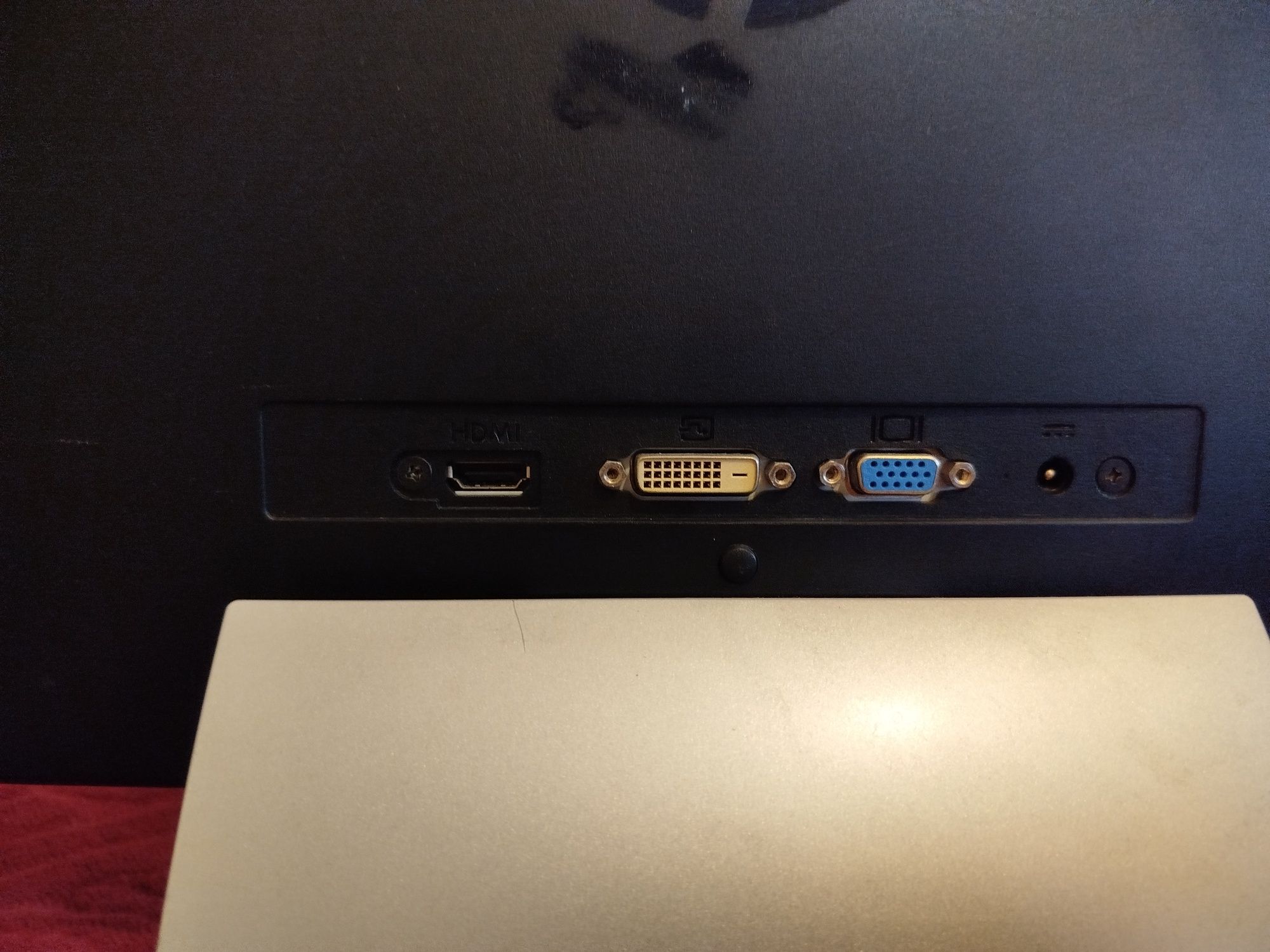 Monitor HP 21,5 IPS