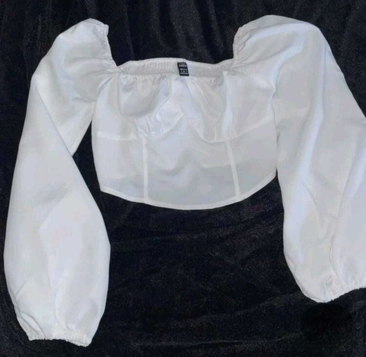 Crop top z marszczeniem