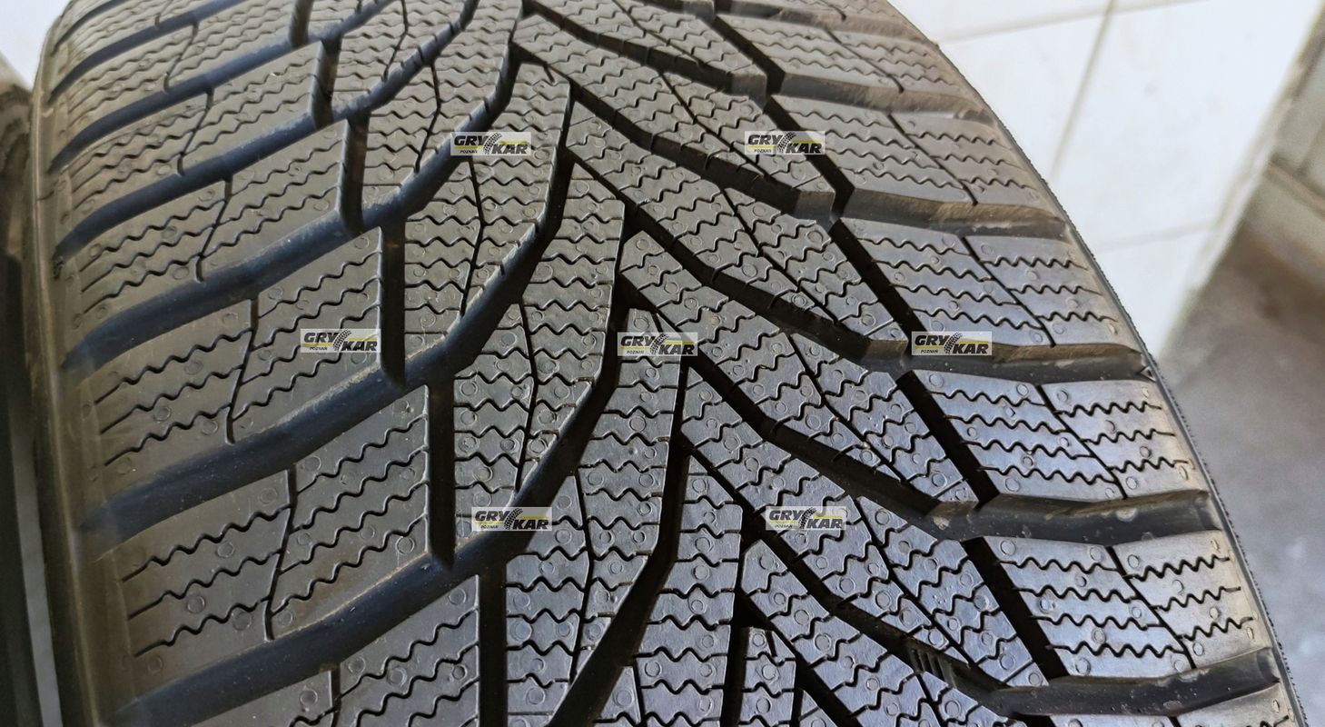 2x 225/40r18 Nexen Winguard Sport 2 Wu7 D/B/69dB 3 lata gwar.