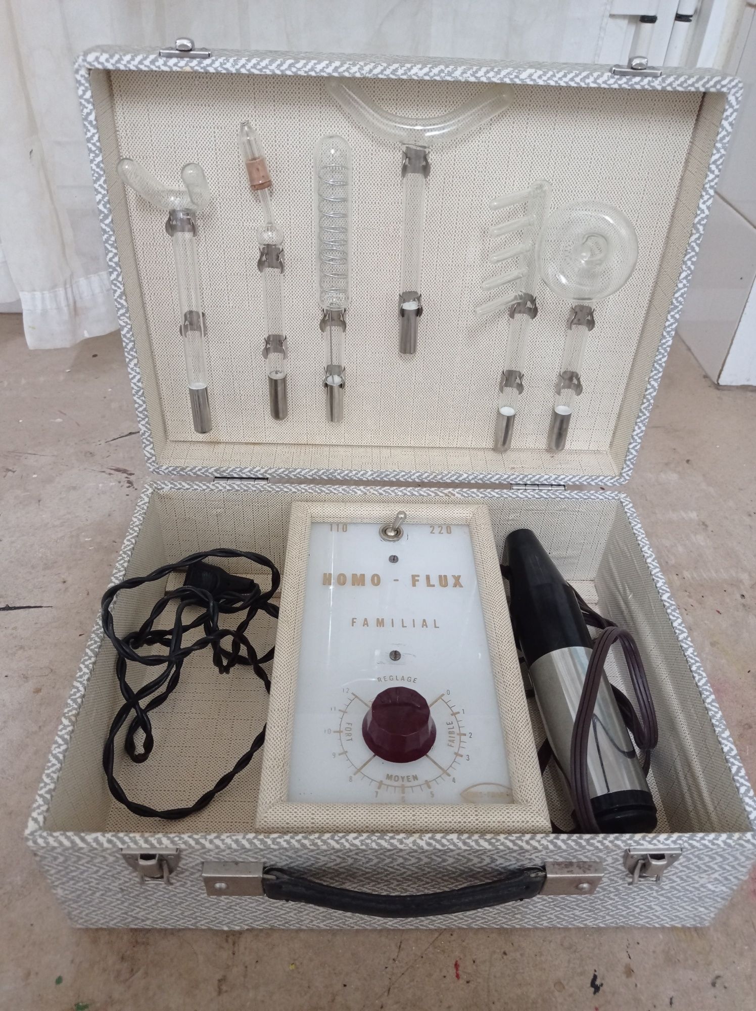 Aparelho médico vintage completo
