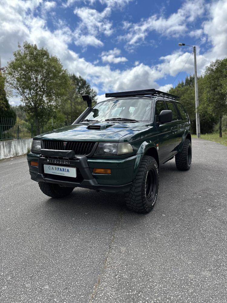 Mitsubishi pajero sport 2.5TD