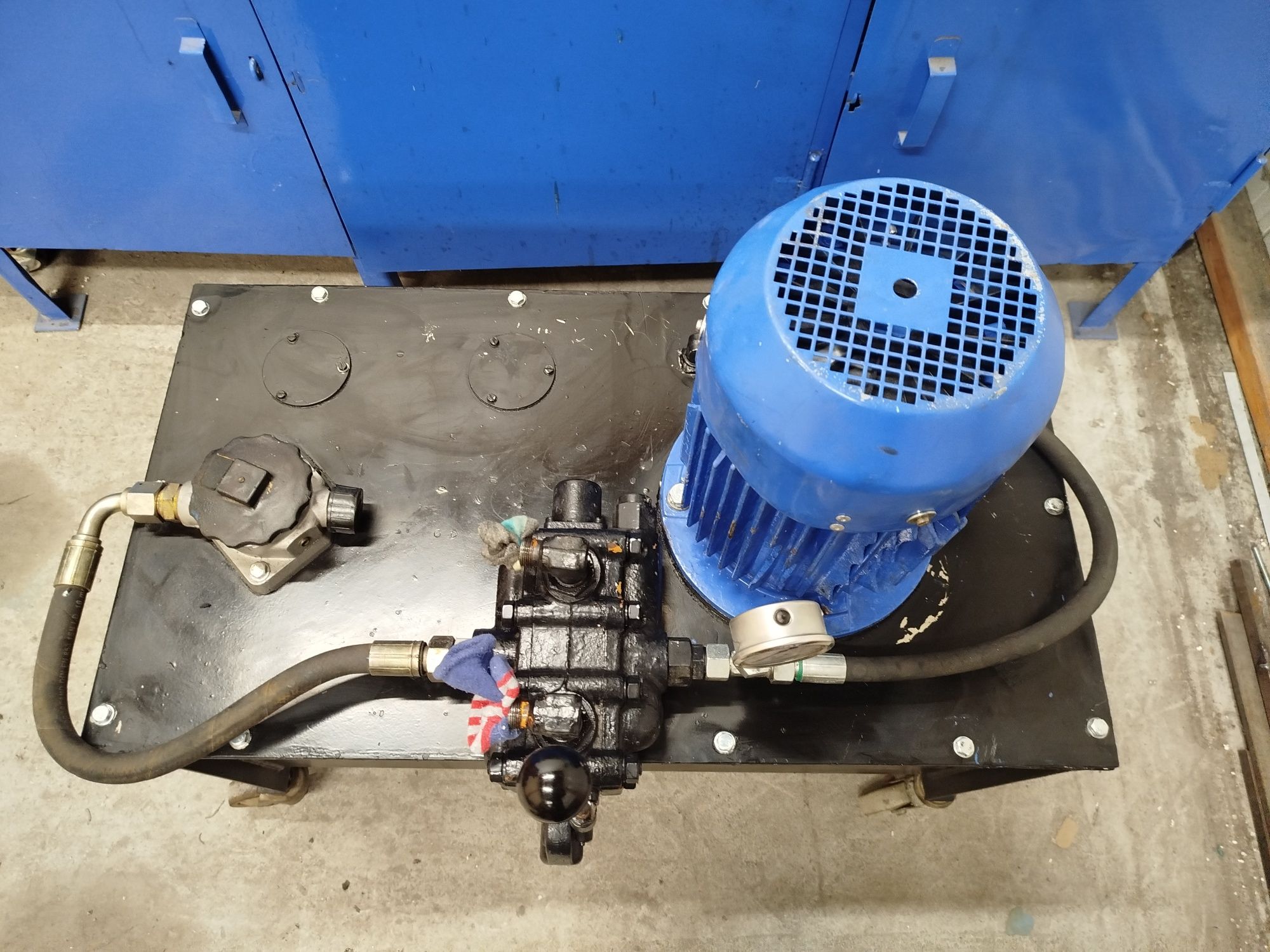 Stacja hydrauliczna 5,5 kW 250 bar