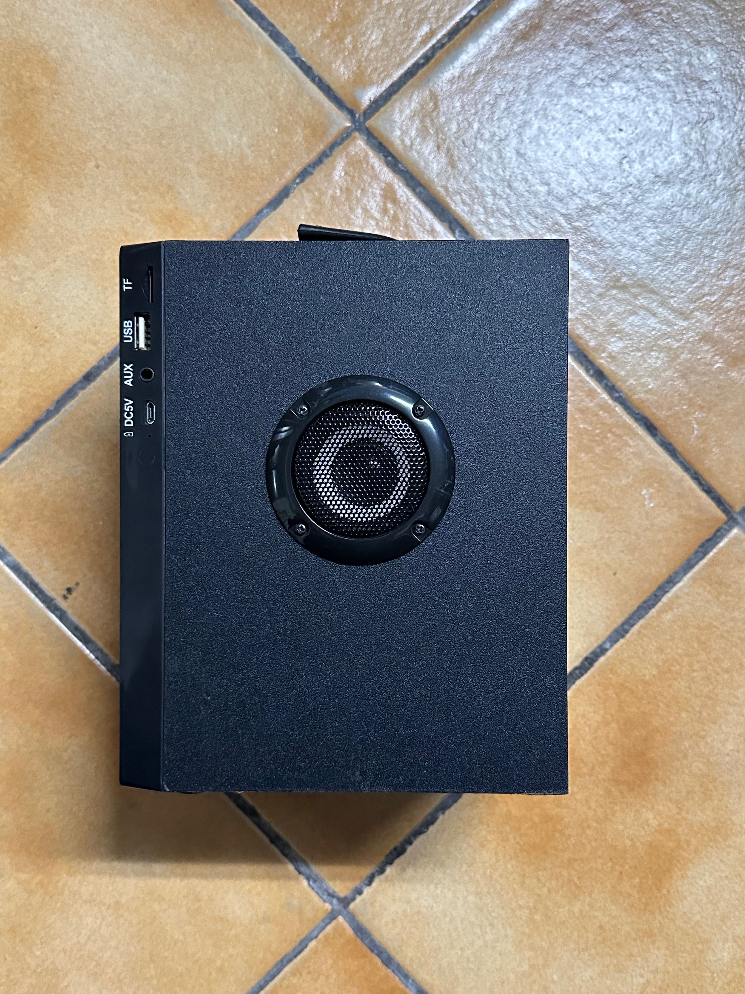 Głośnik Bluetooth wraz z radiem
