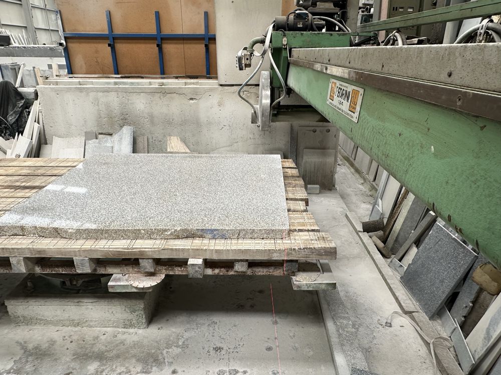 Máquina de Corte Pedrini marmore, granito, etc