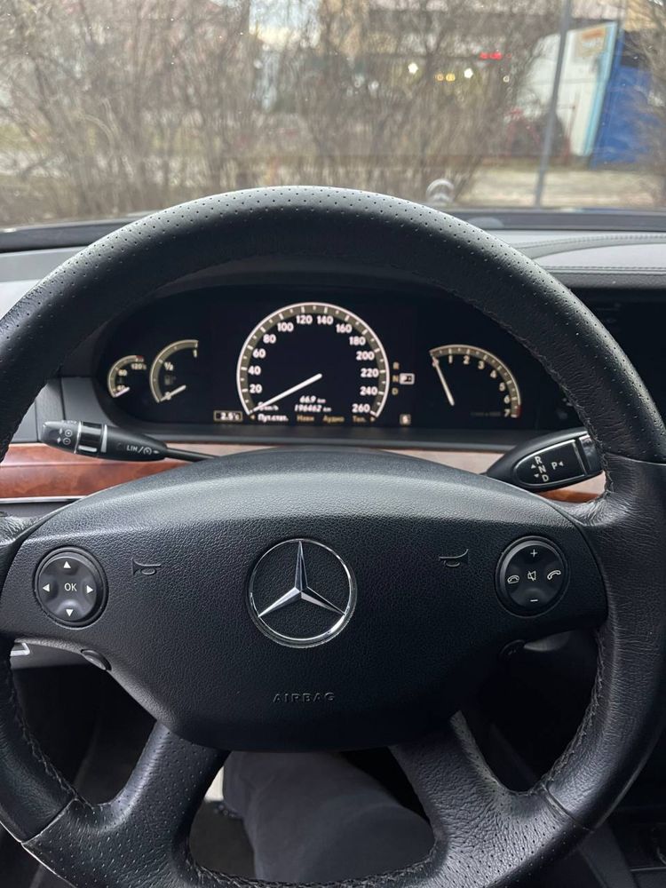 Авто Mercedes Benz AMG пакете