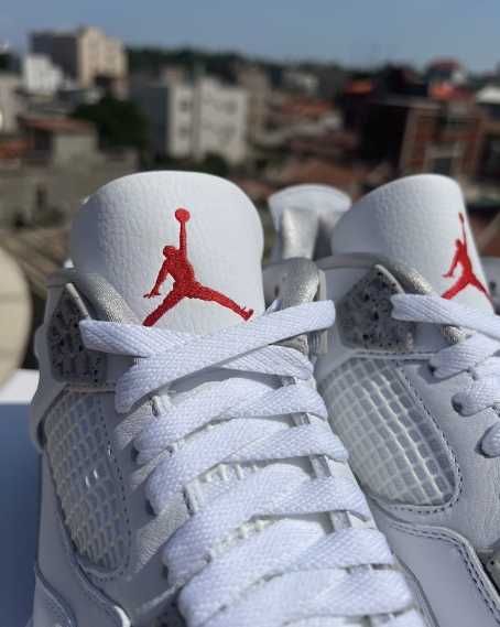 Jordan 4 Retro White Oreo (2021) 44