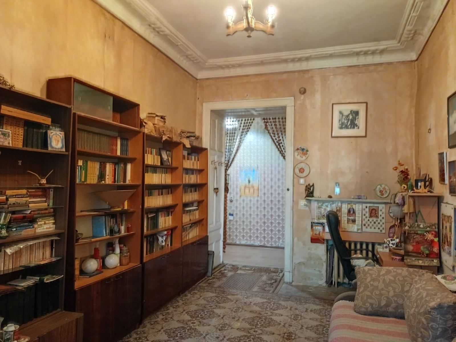 код02)3-ком. Интересный вариант квартиры у моря. Пляж Отрада 95 кв.м.