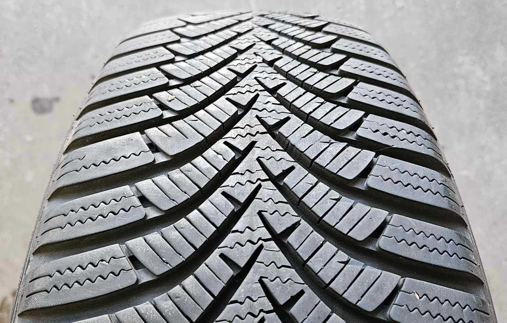 2x 185/65R15 88T Hankook Winter i*cept RS2 W452 / 2x 7,5-7mm