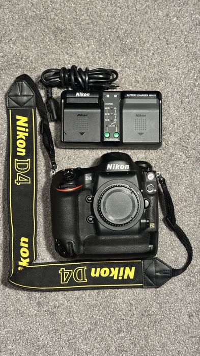 Nikon D4