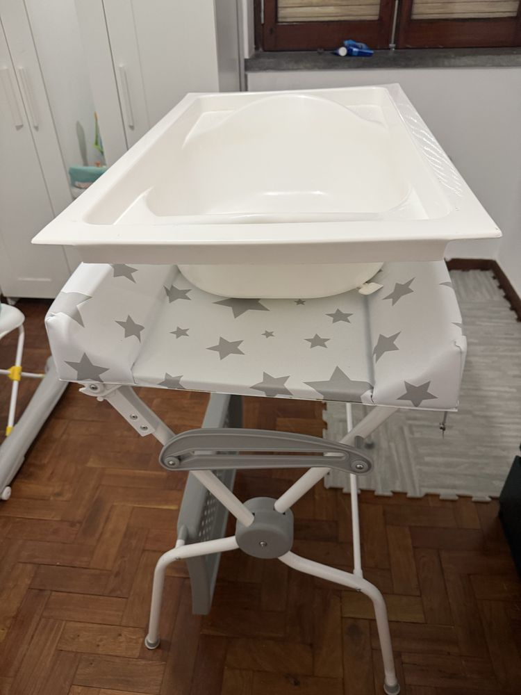 Trocador com banheira
