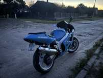 Suziki gsxr srad 1998