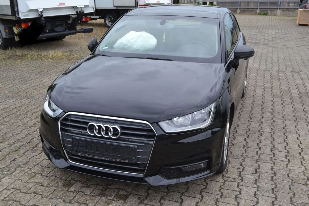 Audi A1 8X lift niski przebieg 2015r