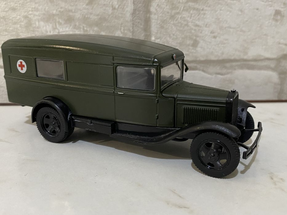 Машинки коллекционные