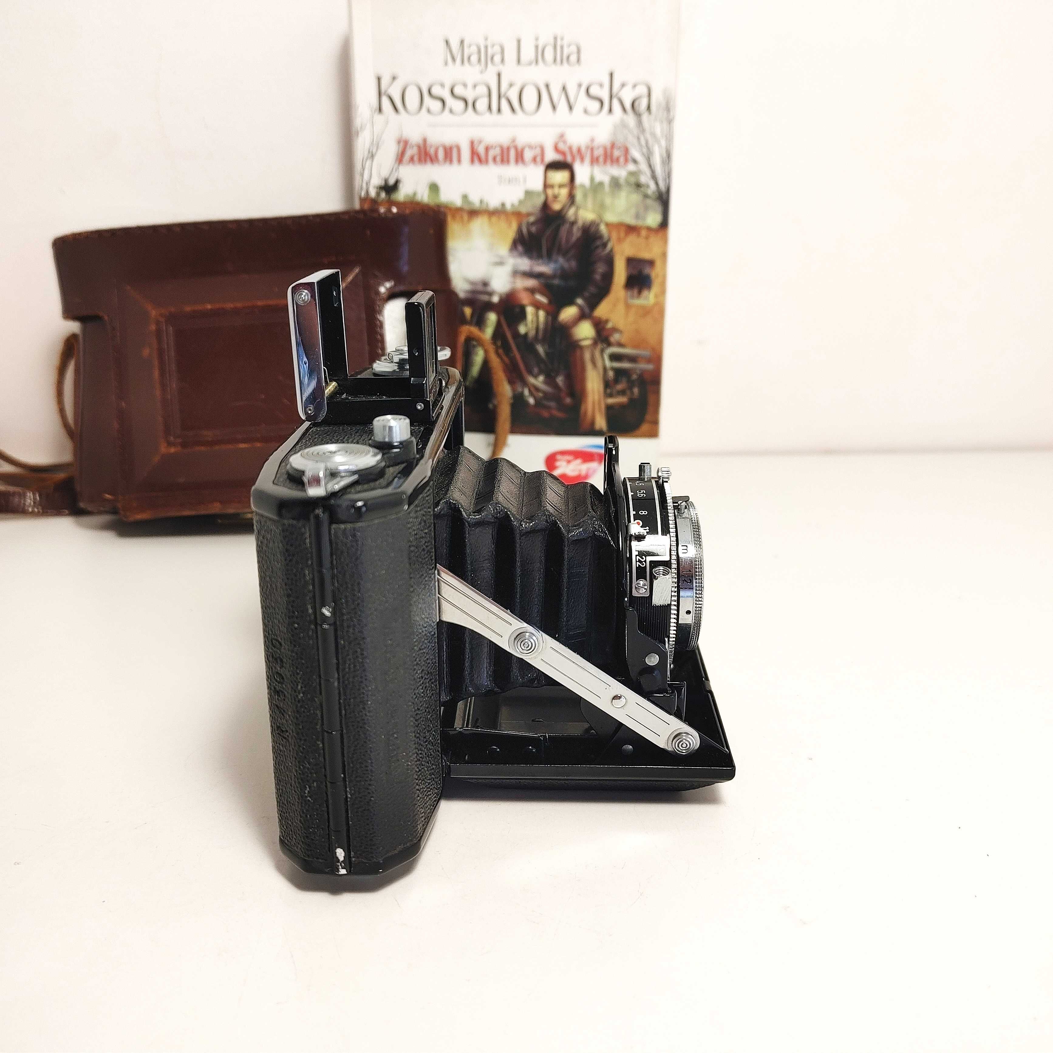 Topowy aparat mieszkowy Ikon Zeiss NETTAR 515/16 Lens 1:4,5 75mm