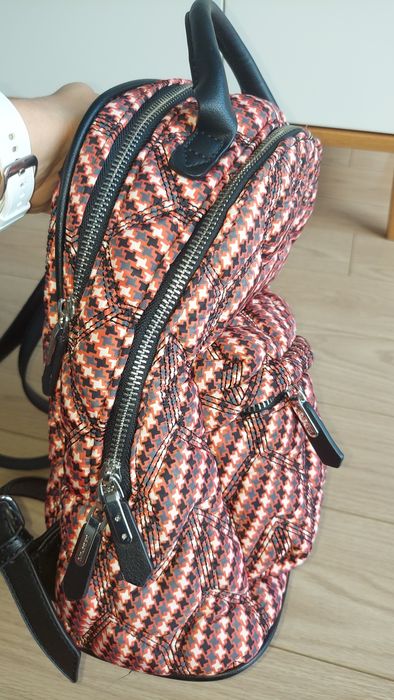 Mochila da marca Parfois