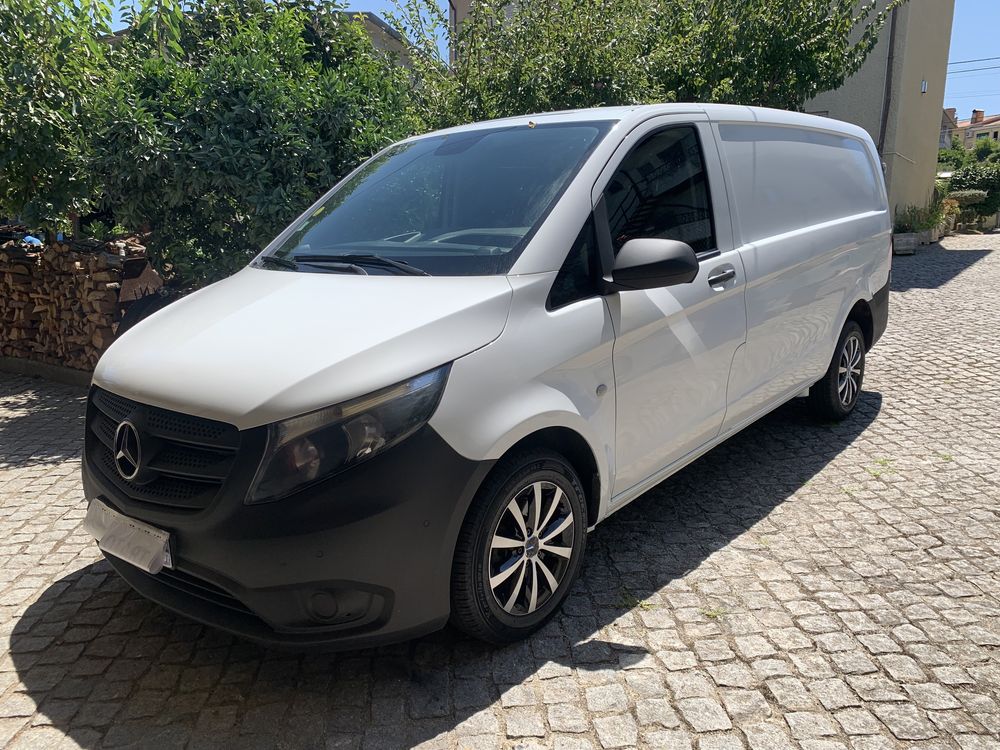 Mercedes Vito 110 cdi de 2021 com garantia de fábrica