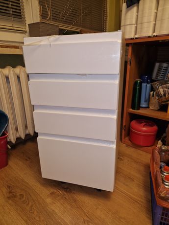 Biała szafka stojąca z szufladami NOWA