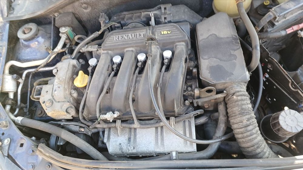 Двигатель  проводка катушка чатчик рено дачия RENAULT DACIA K4J