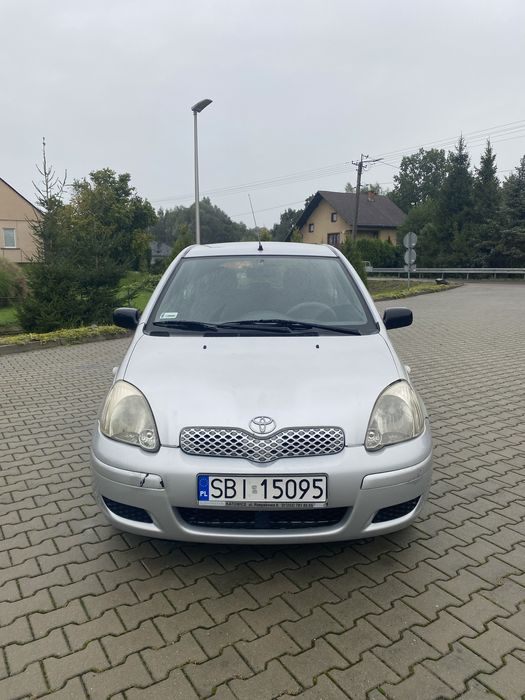 Toyota Yaris 1.0 benzyna niskie spalanie